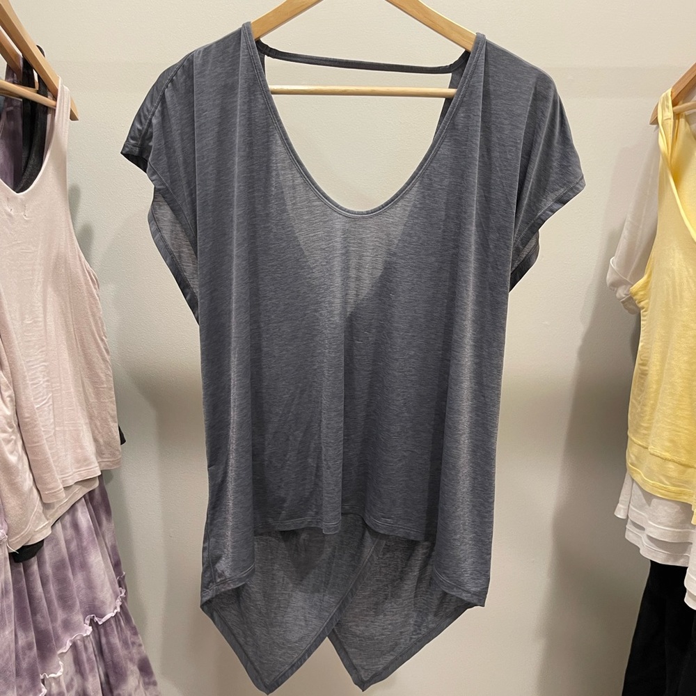 Lululemon Flowy Top (Tie Back)